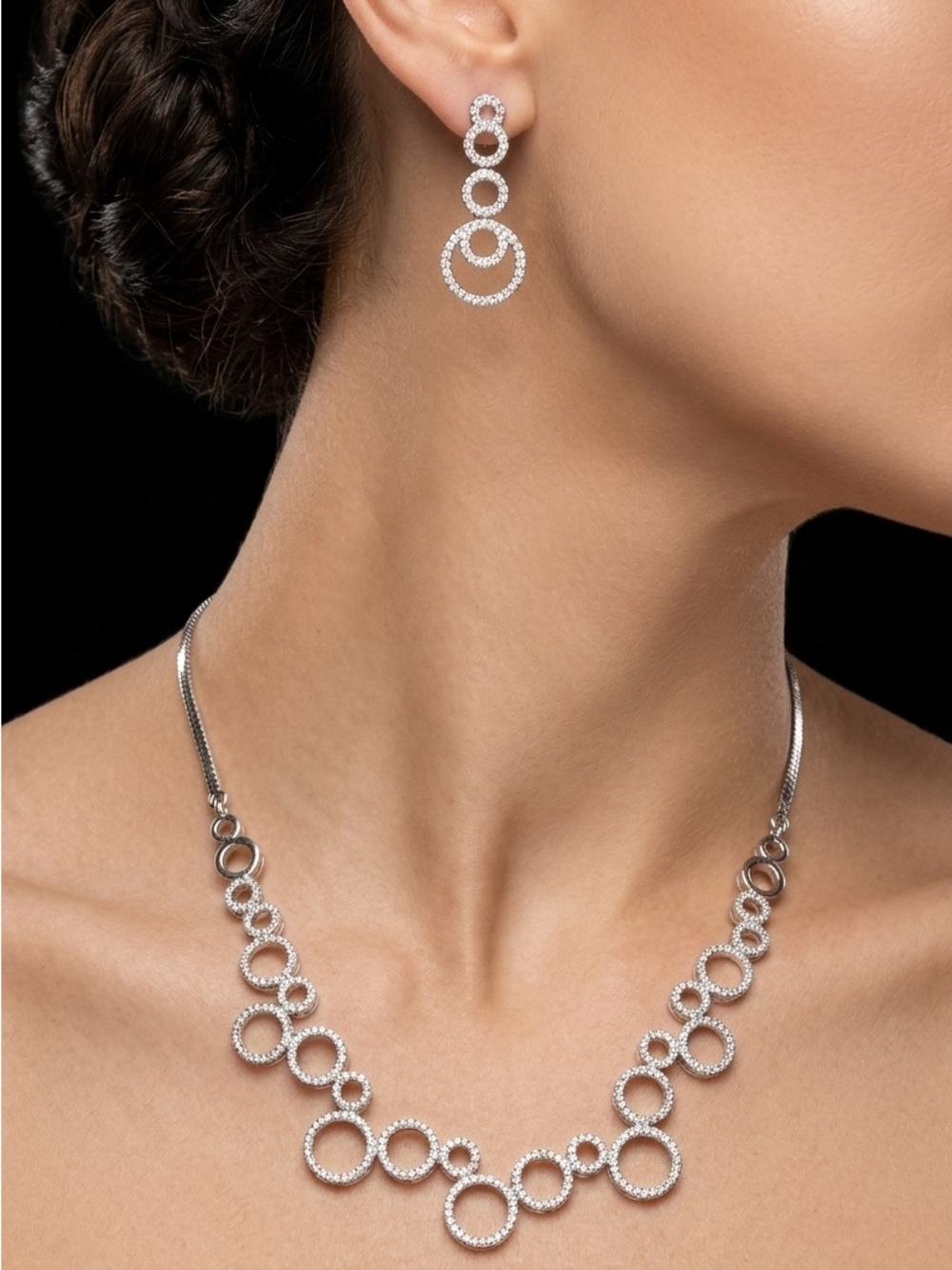 18k Gold Plated American Diamonds (Zirconia)Circle Necklace and Earrings Set